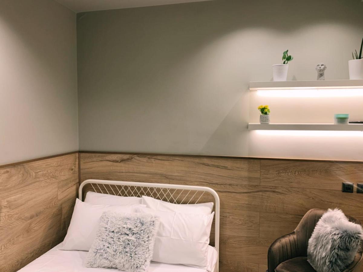 Luxury Townhouse Suite Лариса Экстерьер фото
